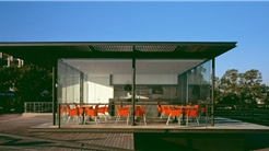 Pabellón-bar y jardines del restaurante Miramar en Montjuic