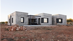 La Casa Áspera