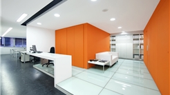 Local comercial en planta altillo para despacho de Arquitectos