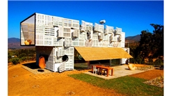 Infiniski Manifesto House by James&Mau